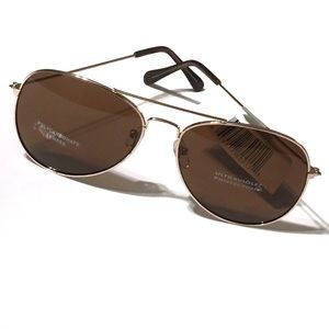 Gold Tone Aviator Sunglasses {unbranded}
